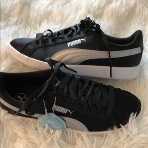 🎊HP🎊 PUMA Vicky Ep Black/ Silver